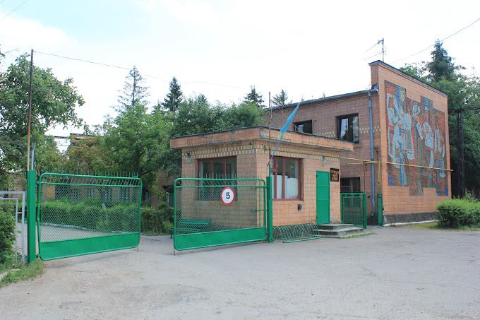 Виробничі приміщення на території ЧУВП УТОГ